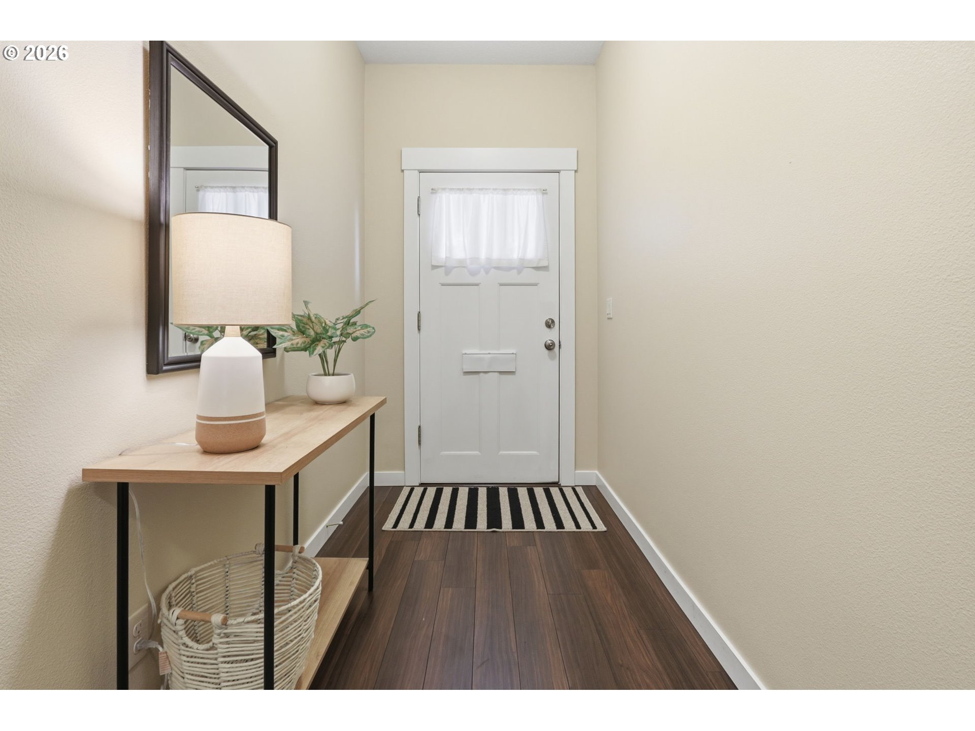 8010 Southeast Tolman Street Portland, OR 97206 - Photo 4 of 40