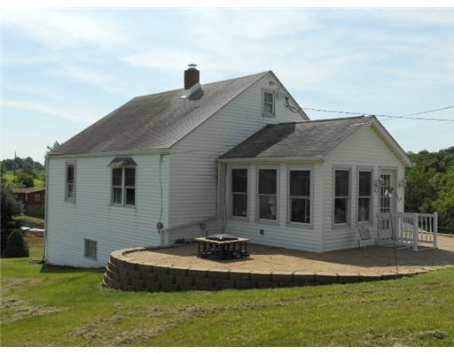 65 Highland Ridge Road Washington, PA 15301 - Photo 1 of 13 Exterior Front.