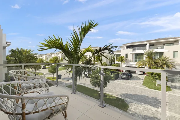 $30,000 | 402 Ocean One Lane, Juno Beach, FL 33408