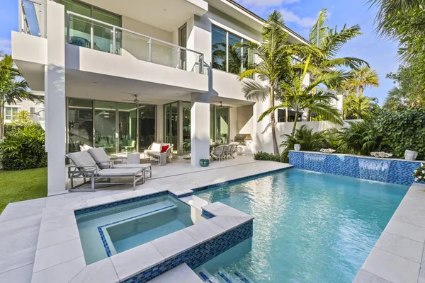 $30,000 | 402 Ocean One Lane, Juno Beach, FL 33408