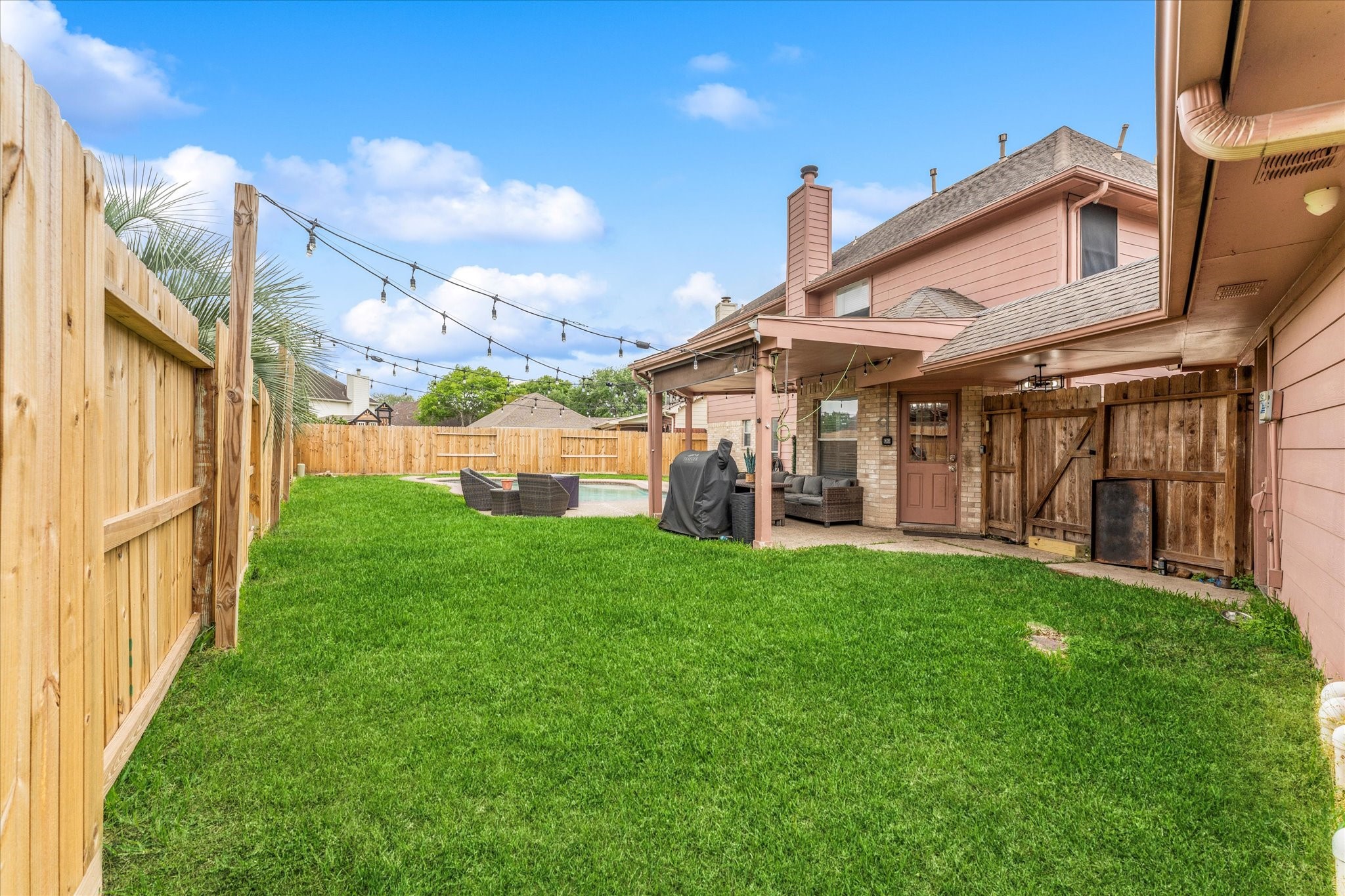4318 Raintree Court Pasadena, TX 77505 - Photo 32 of 36