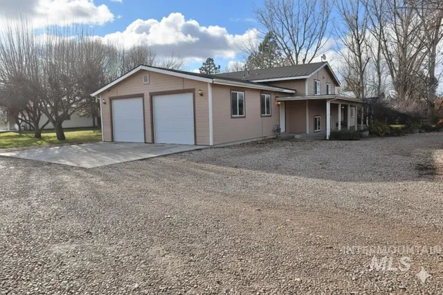 $709,000 | 3815 West Columbia Road, Meridian, ID 83687