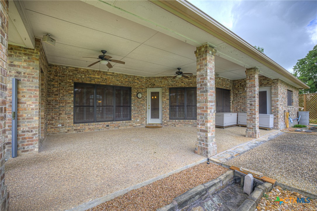 8472 Rolling Acres Trail Fair Oaks Ranch, TX 78015 - Photo 26 of 37 Patio