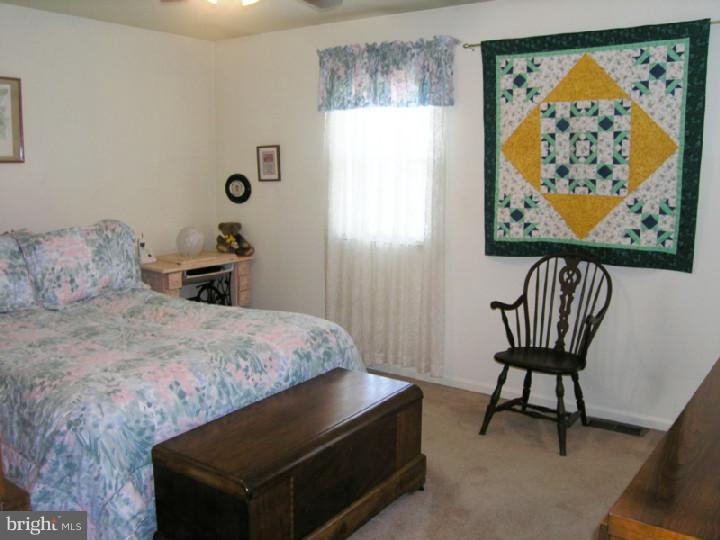 78 Flint Road Langhorne, PA 19047 - Photo 16 of 25 Bedroom 2