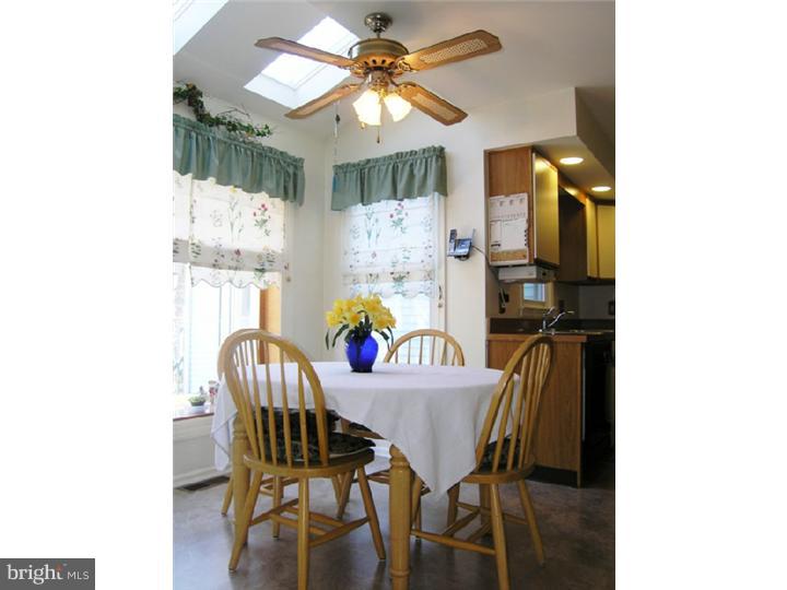 78 Flint Road Langhorne, PA 19047 - Photo 5 of 25 Breakfast Room