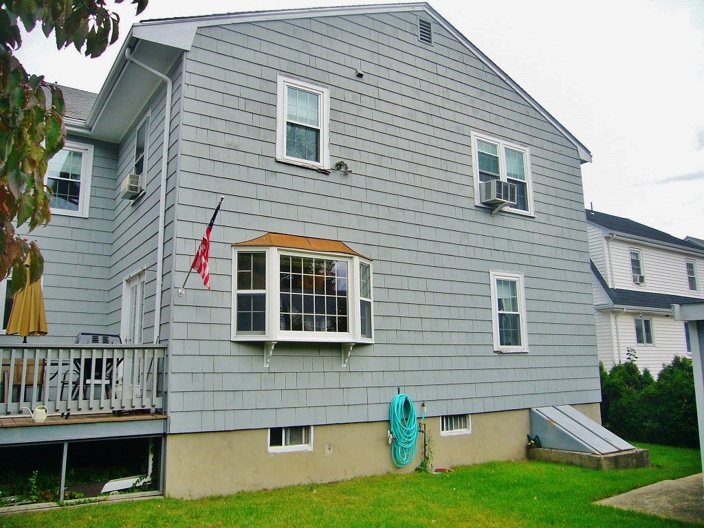 100 Damon Road Medford, MA 02155 - Photo 3 of 29 Gallery Image 3
