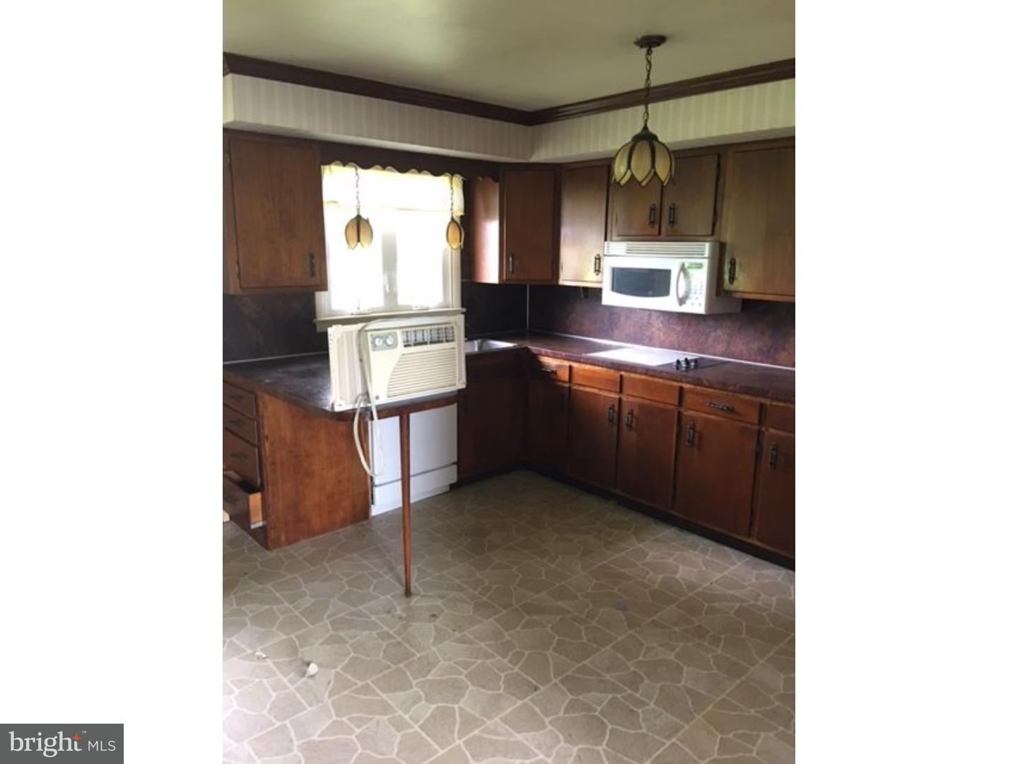 2229 Kumry Road Quakertown, PA 18951 - Photo 6 of 9 Kitchen