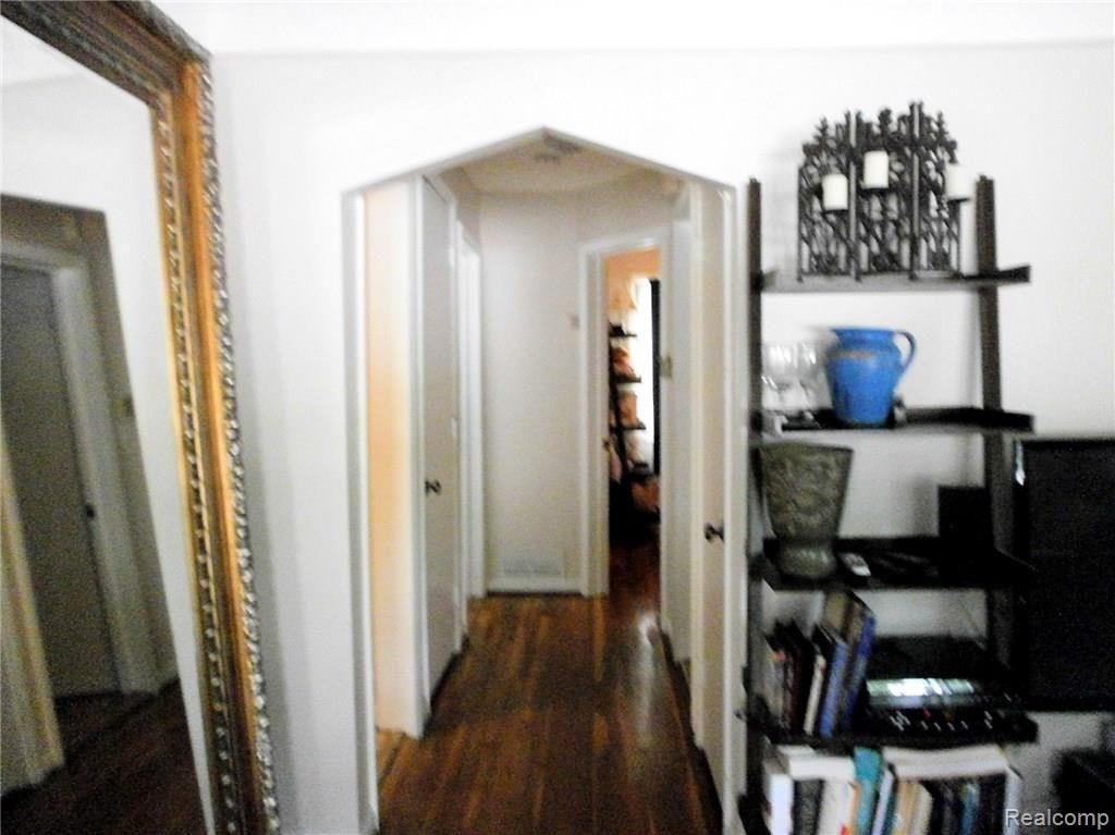 2990 Greenfield Road Berkley, MI 48072 - Photo 3 of 7