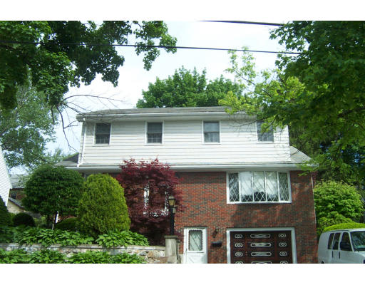 55 Longfellow Road Watertown, MA 02472 - Photo 3 of 21 Gallery Image 3