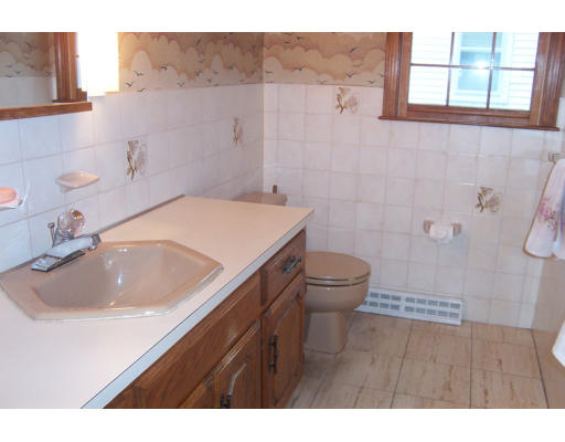 55 Longfellow Road Watertown, MA 02472 - Photo 9 of 21 Gallery Image 9