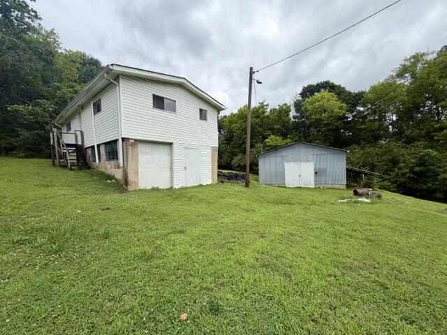 3637 Garner Road Chattanooga, TN 37406 - Photo 19 of 27 Workshop & Barn
