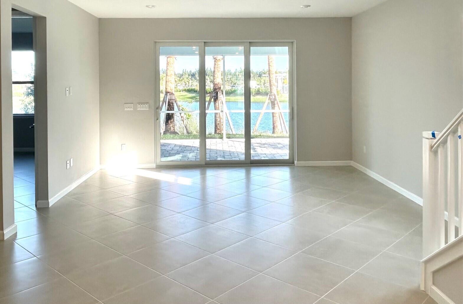 4573 Nautilus Circle Vero Beach, FL 32967 - Photo 5 of 28 Gathering Room