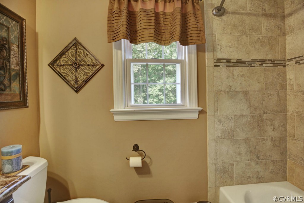 14101 Howlett Line Drive Colonial Heights, VA 23834 - Photo 11 of 16 Gallery Image 11