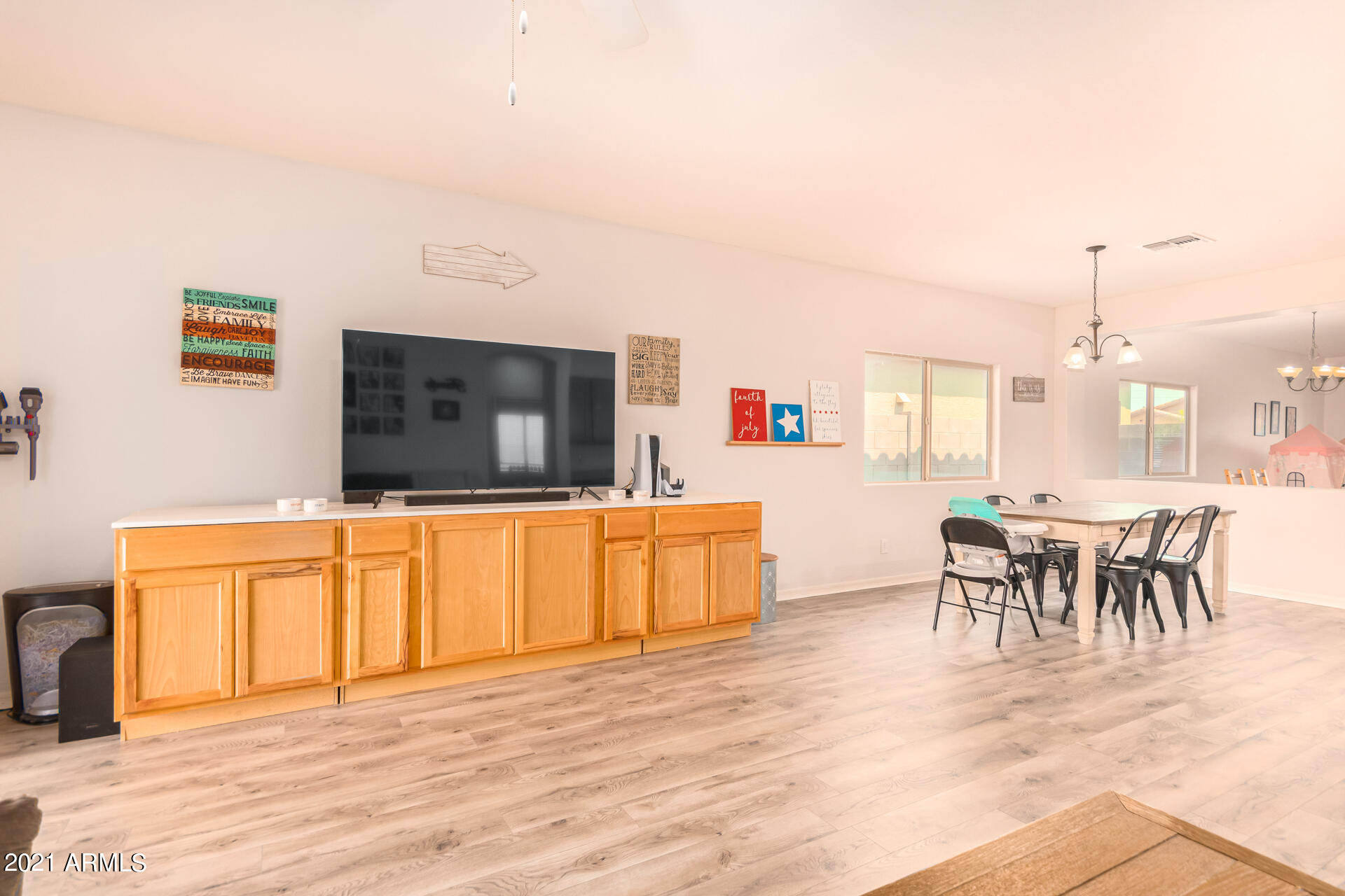 1490 West Crape Road Queen Creek, AZ 85140 - Photo 12 of 79 12 - Crape