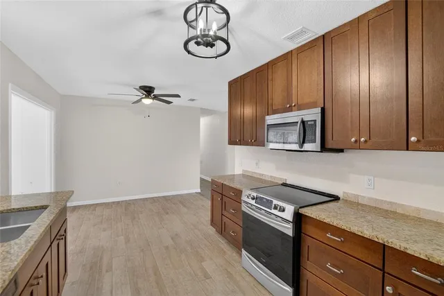 $2,500 | 311 Northeast 5th Street, Mulberry, FL 33860