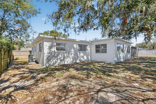 $2,300 | 311 Northeast 5th Street, Mulberry, FL 33860