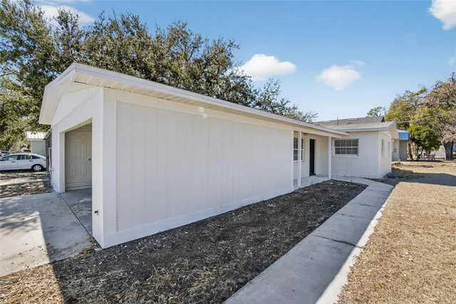 $2,500 | 311 Northeast 5th Street, Mulberry, FL 33860