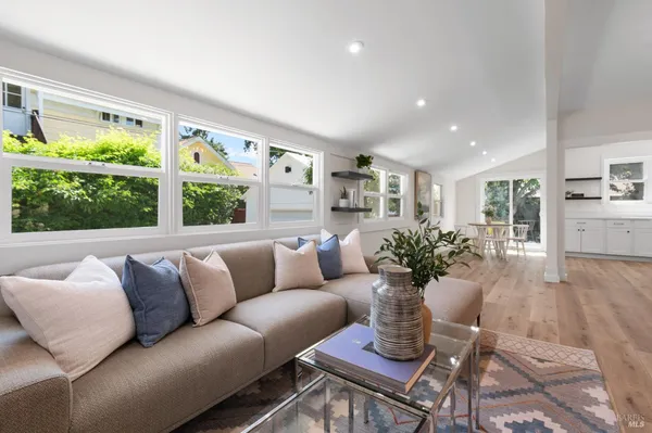 $1,300,000 | 1017 Charter Oak Avenue, St. Helena, CA 94574