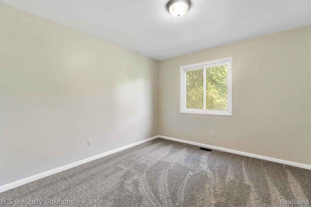 5150 Merwin Road Lapeer, MI 48446 - Photo 25 of 39