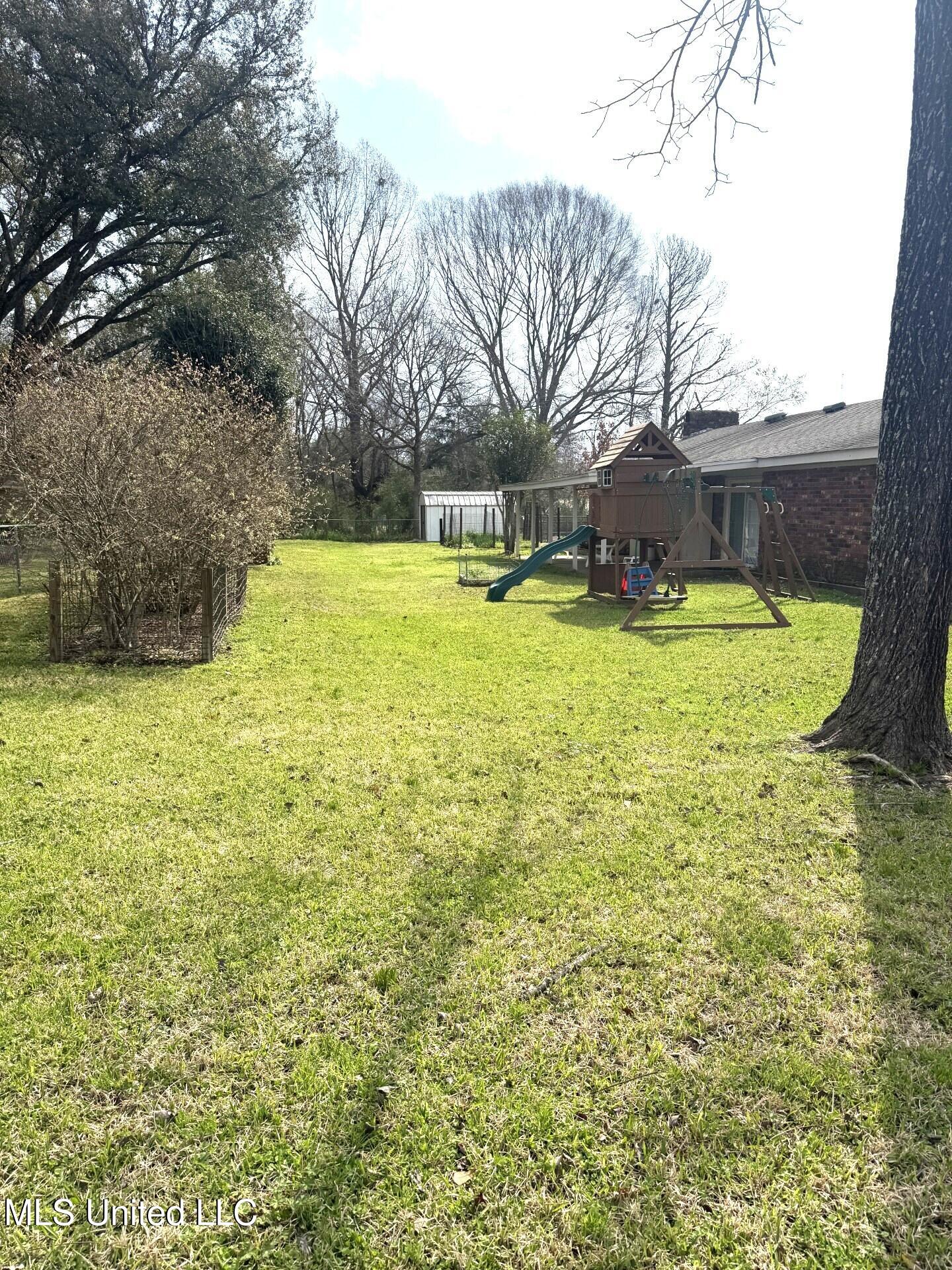 300 Briarwood Road Natchez, MS 39120 - Photo 34 of 37 thumbnail_IMG_9195.jpg 300 d