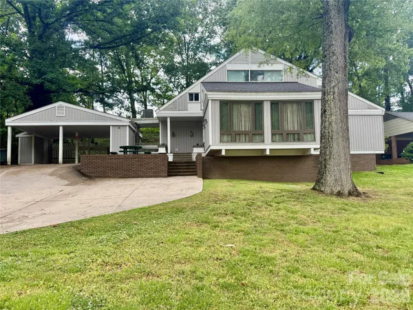 $335,000 | 1233 Maxwell Street, Salisbury, NC 28144