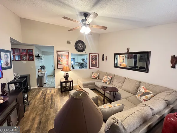 $110,000 | 438 Tallulah Trail, Unit 6, Warner Robins, GA 31088