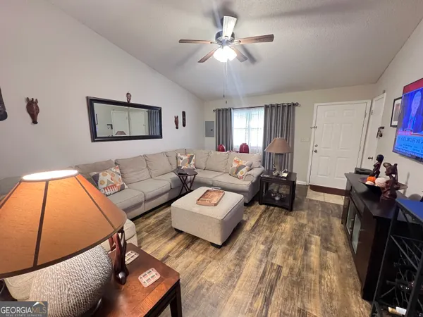 $110,000 | 438 Tallulah Trail, Unit 6, Warner Robins, GA 31088
