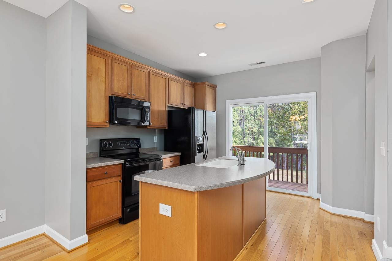 8828 Orchard Grove Way Raleigh, NC 27612 - Photo 8 of 30 Photo 8