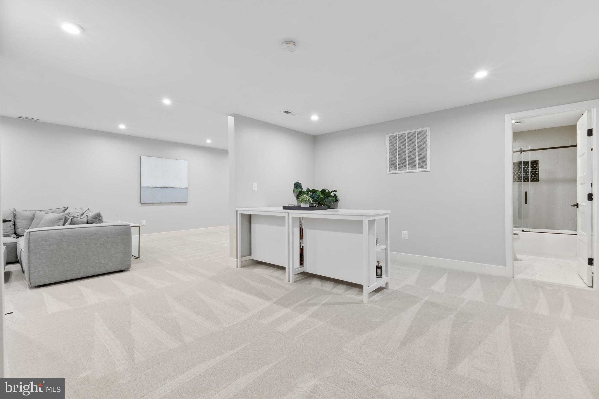8012 Fort Hunt Road Alexandria, VA 22308 - Photo 39 of 50 Lower level