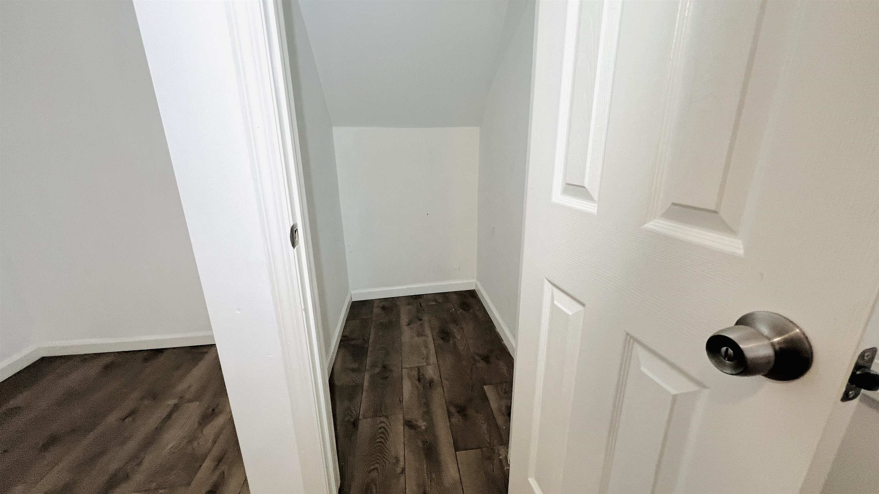 a view of walk in closet