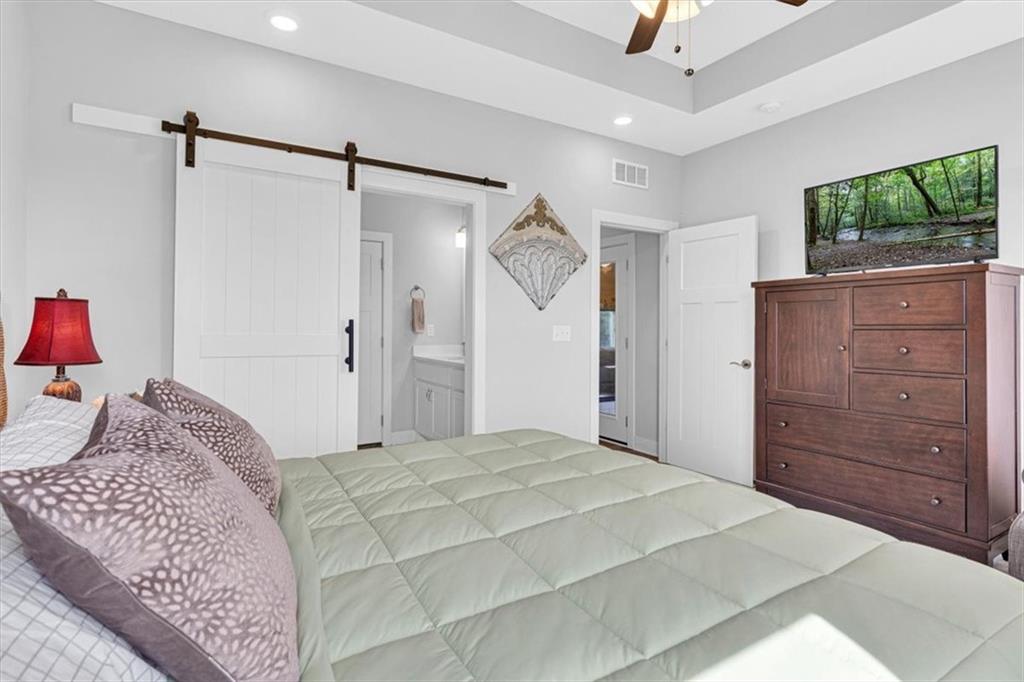 703 Ridge Drive Smithville, MO 64089 - Photo 19 of 37