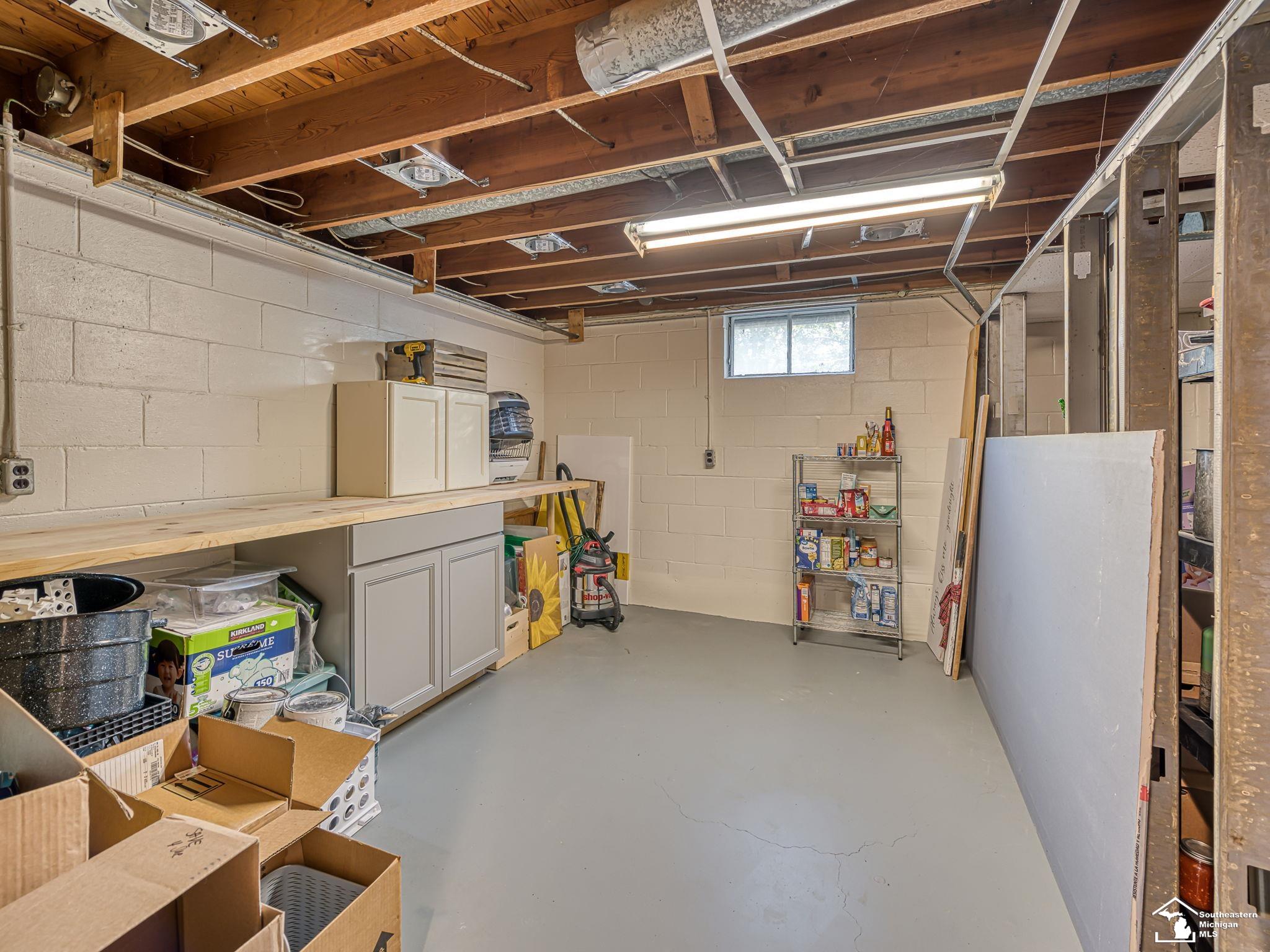 1359 Moore Road Adrian, MI 49221 - Photo 23 of 39 Gallery Image 23