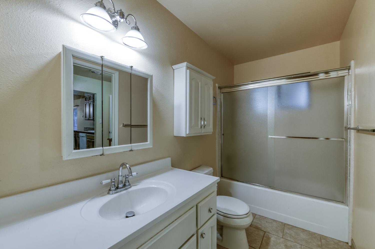 42607 Long Hollow Drive Coarsegold, CA 93614 - Photo 3 of 52 a bathroom with a sink toilet tub and shower