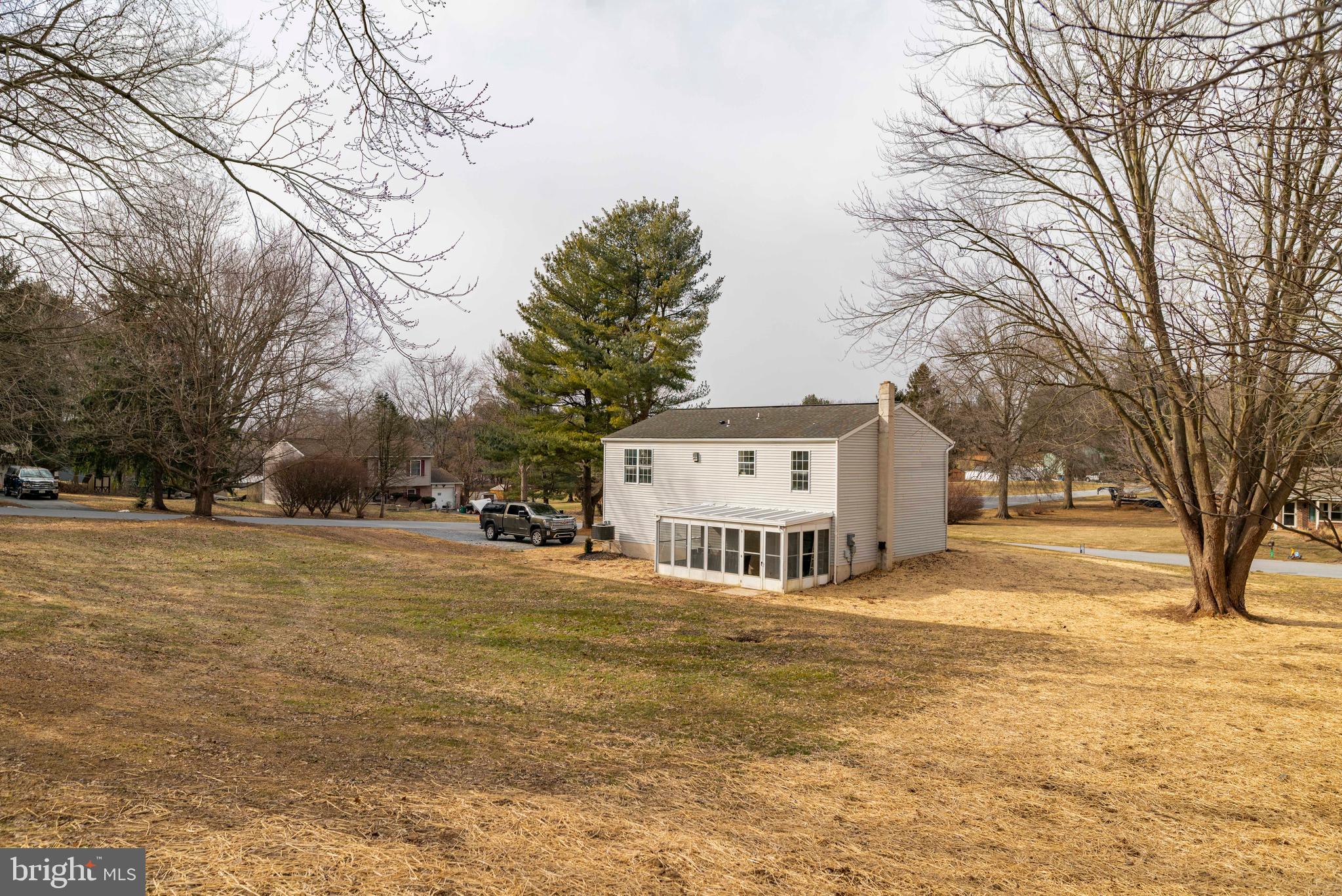 151 Nicholas Road Lancaster, PA 17603 - Photo 59 of 64 exterior back left