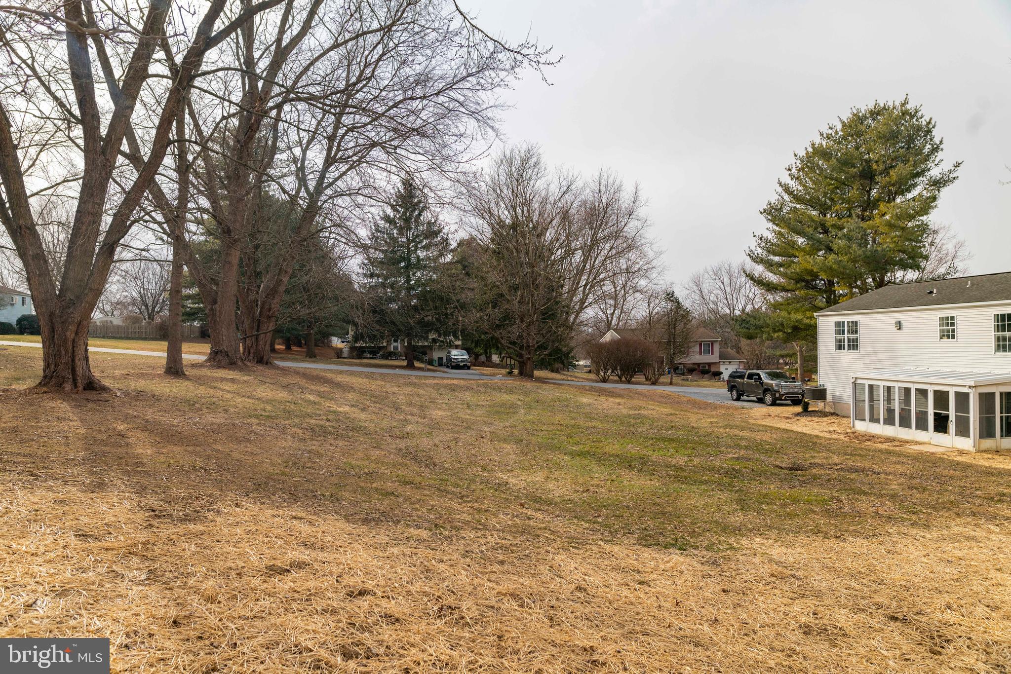 151 Nicholas Road Lancaster, PA 17603 - Photo 60 of 64 exterior back left
