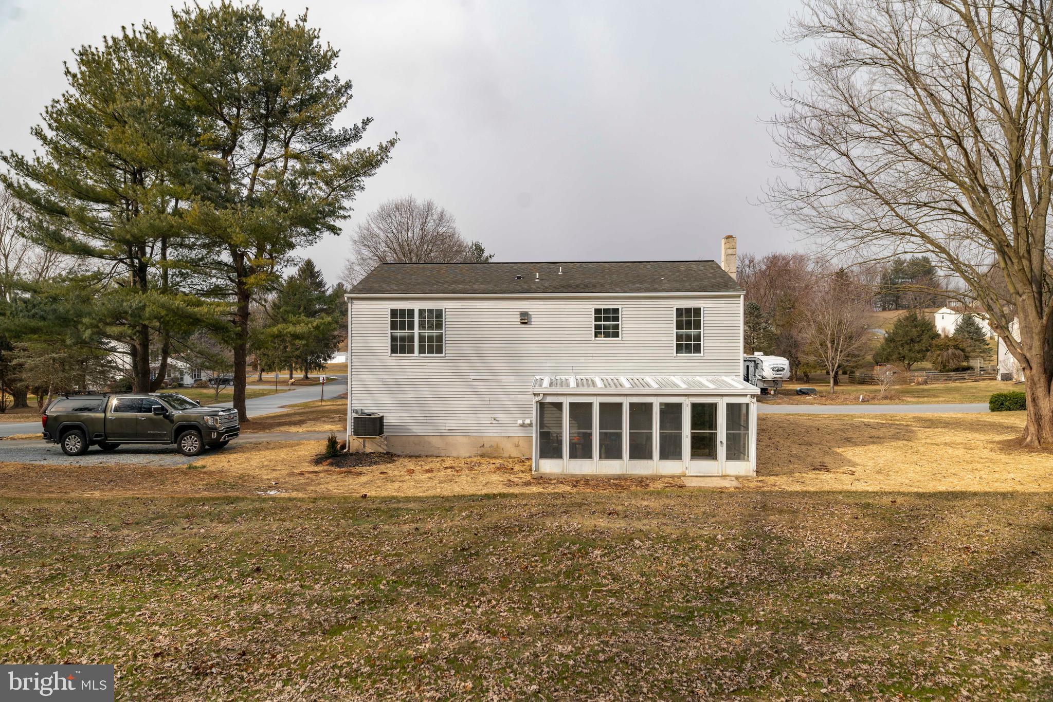 151 Nicholas Road Lancaster, PA 17603 - Photo 61 of 64 back left exterior