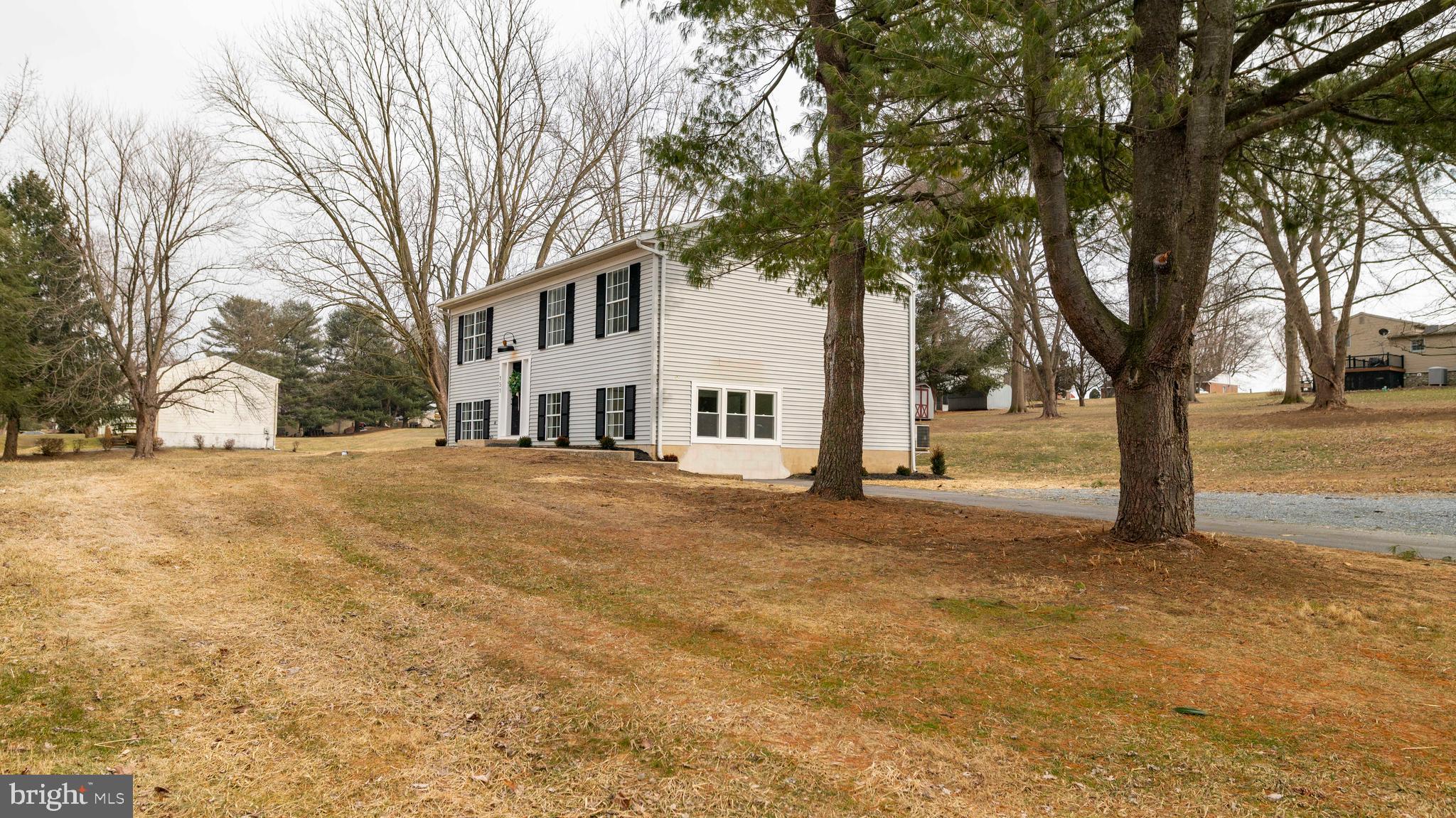 151 Nicholas Road Lancaster, PA 17603 - Photo 62 of 64 exterior front right