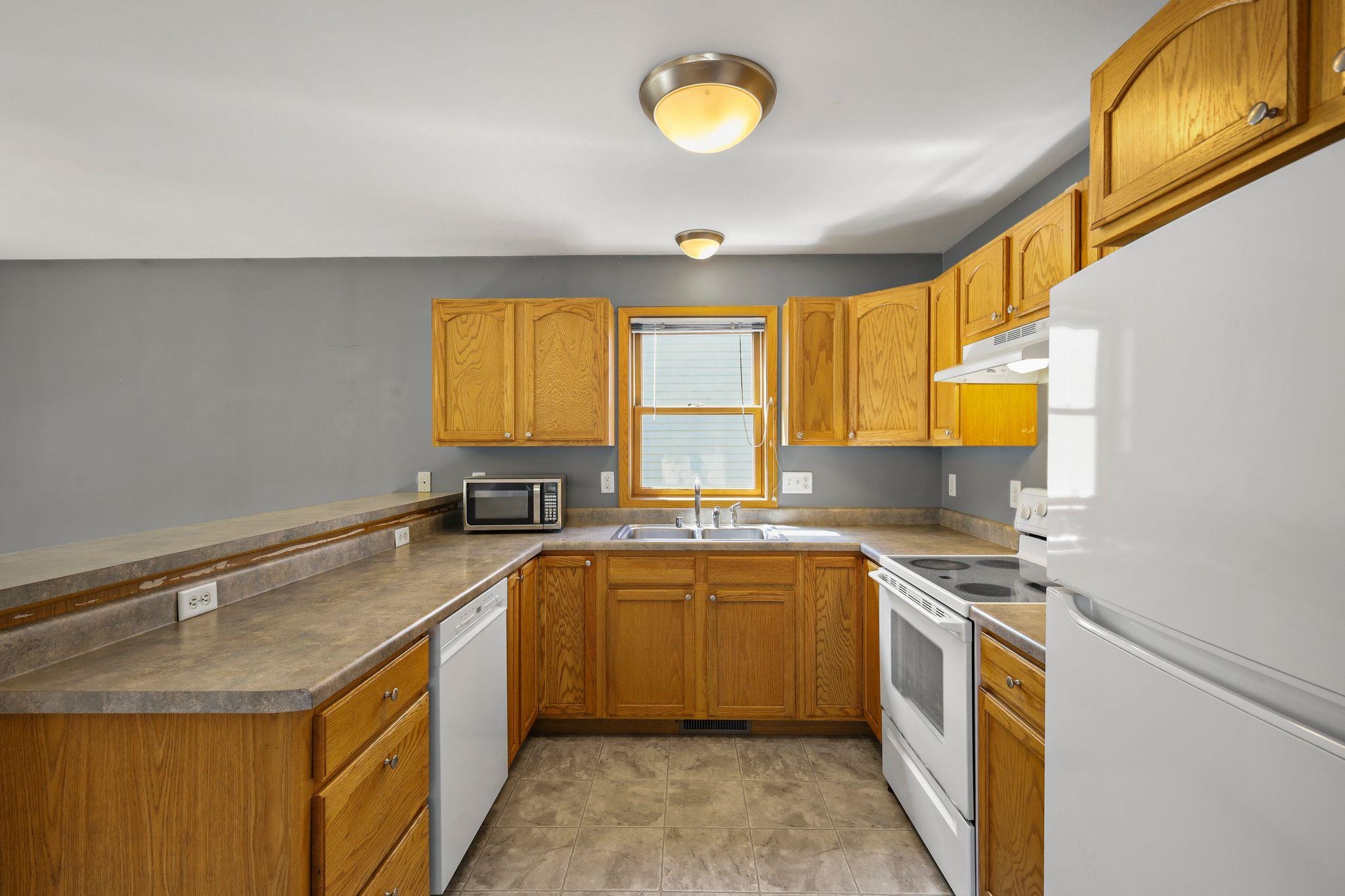 1502 Waldorf Boulevard Madison, WI 53719 - Photo 22 of 39 Gallery Image 22
