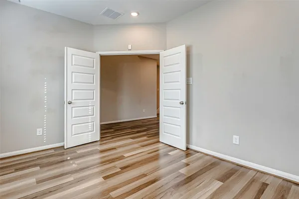 $3,700 | 2165 Woodland Pine Drive, Conroe, TX 77384
