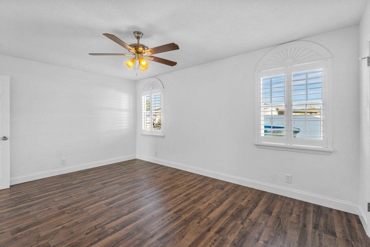 4791 Southeast Edison Avenue Stuart, FL 34997 - Photo 19 of 26 020-4791SoutheastEdisonAvenue-Stuart-FL-