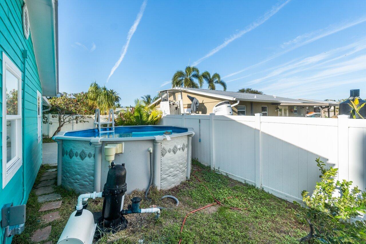 4791 Southeast Edison Avenue Stuart, FL 34997 - Photo 25 of 26 027-4791SoutheastEdisonAvenue-Stuart-FL-