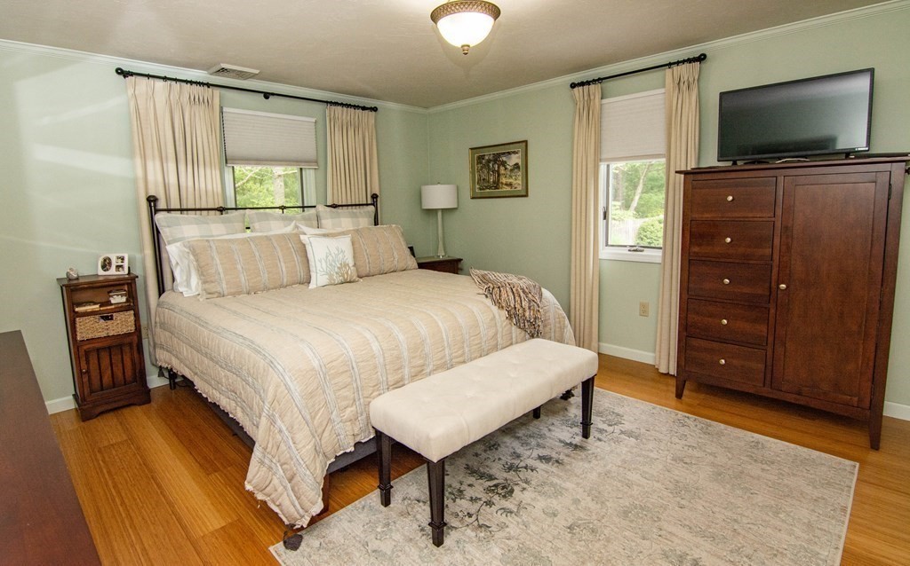 74 Red Brook Road Falmouth, MA 02536 - Photo 17 of 36 Gallery Image 17