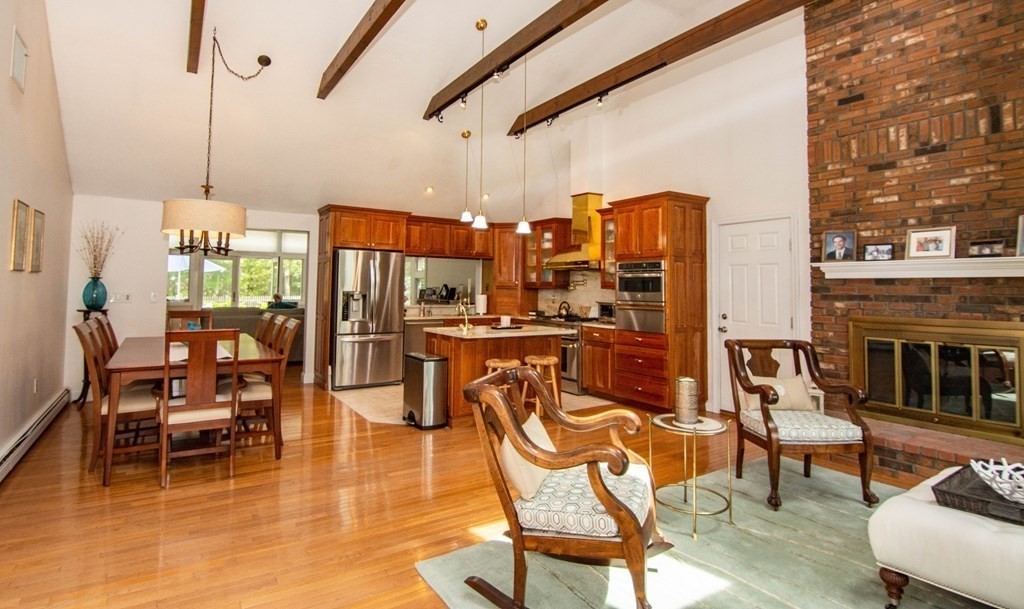 74 Red Brook Road Falmouth, MA 02536 - Photo 4 of 36 Gallery Image 4