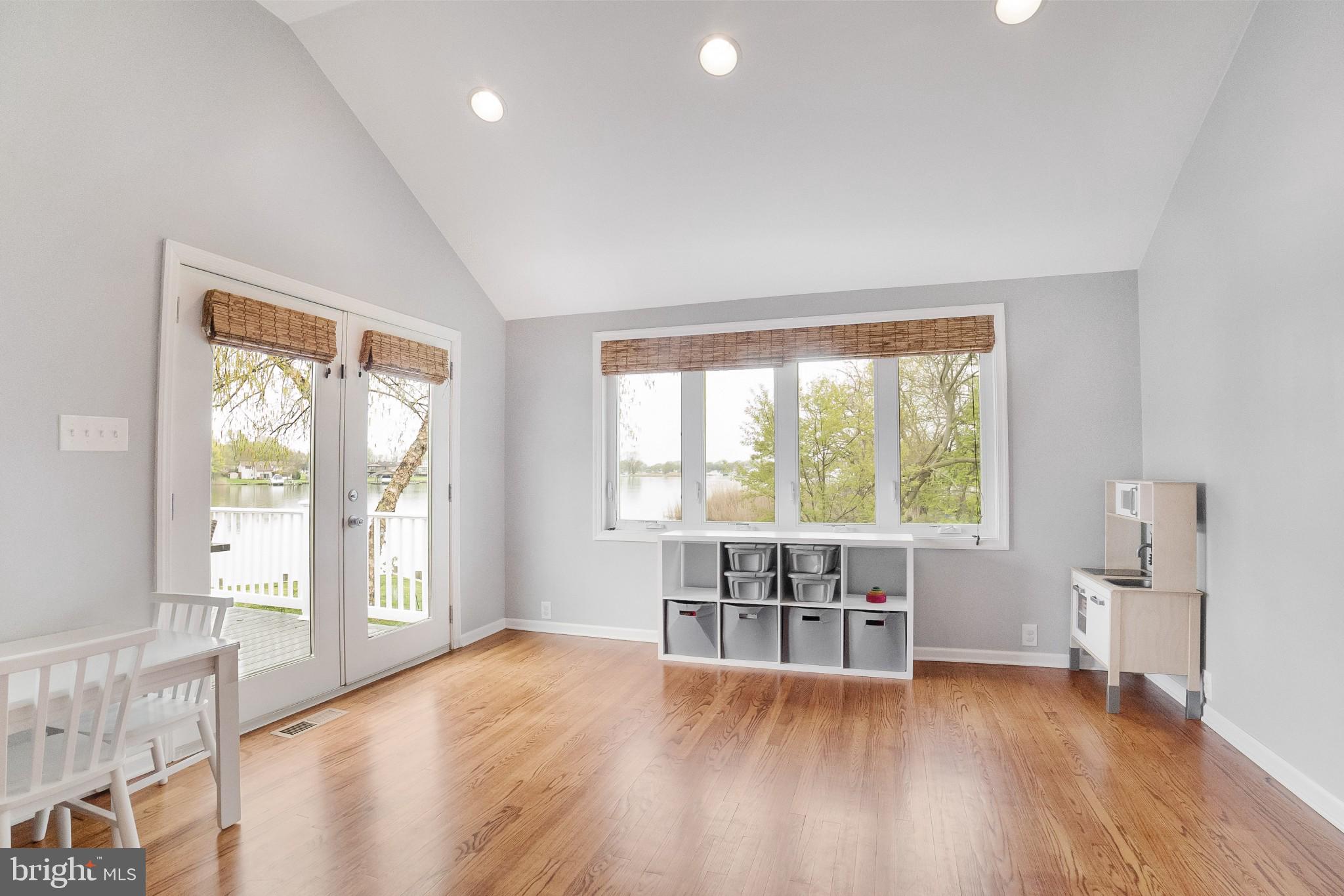 7831 North Cove Road Baltimore, MD 21219 - Photo 11 of 40 Gallery Image 11