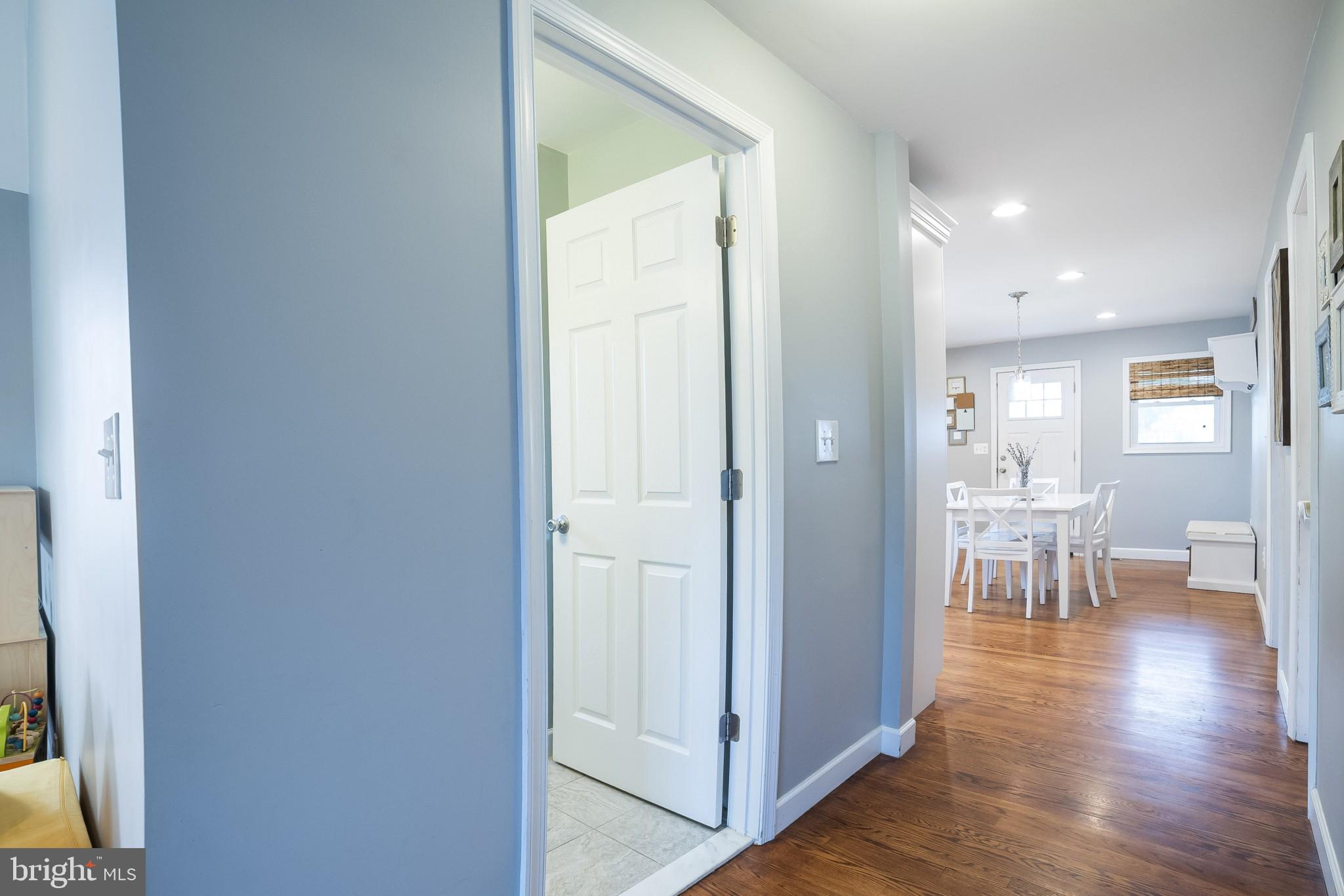 7831 North Cove Road Baltimore, MD 21219 - Photo 18 of 40 Gallery Image 18