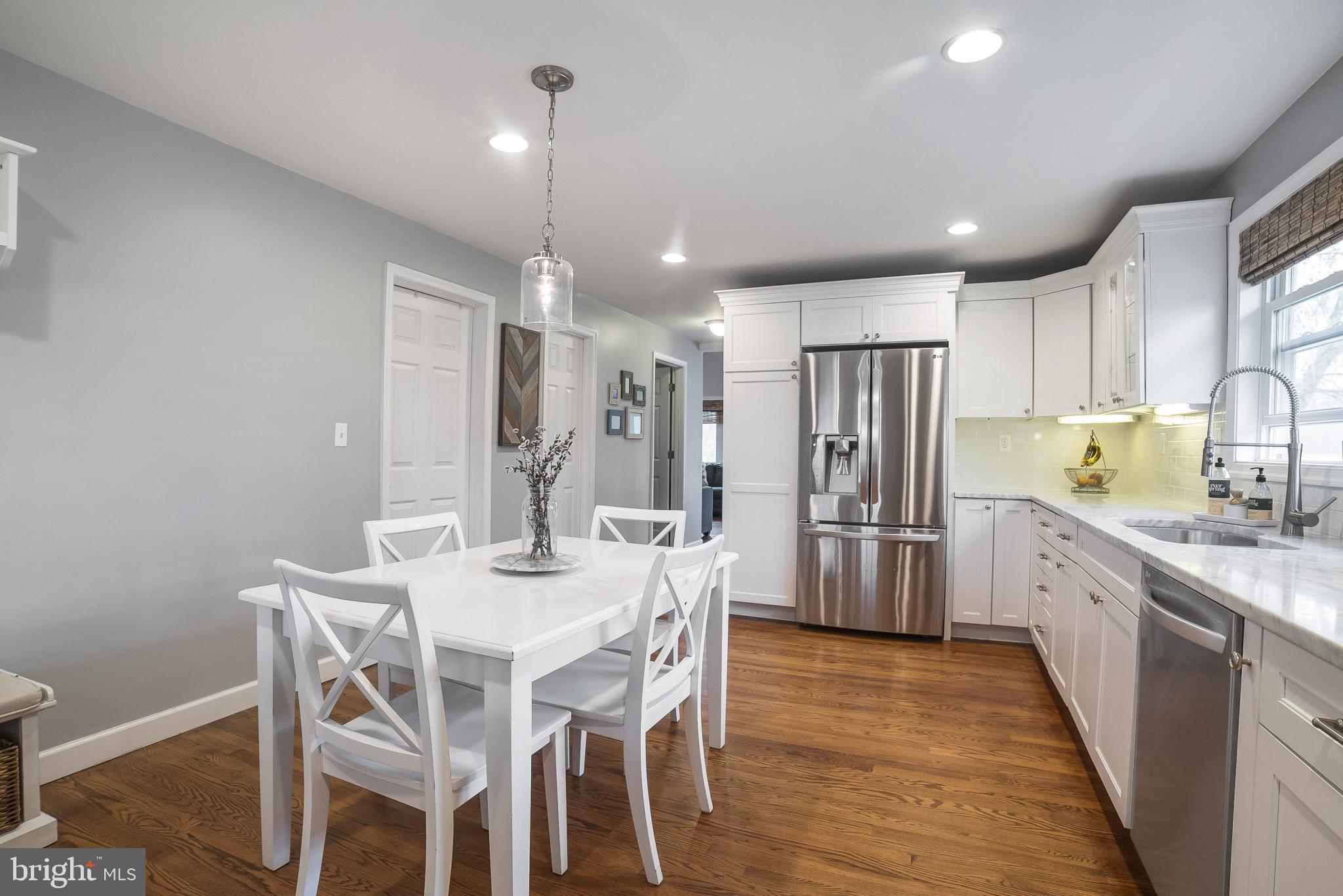 7831 North Cove Road Baltimore, MD 21219 - Photo 5 of 40 Gallery Image 5