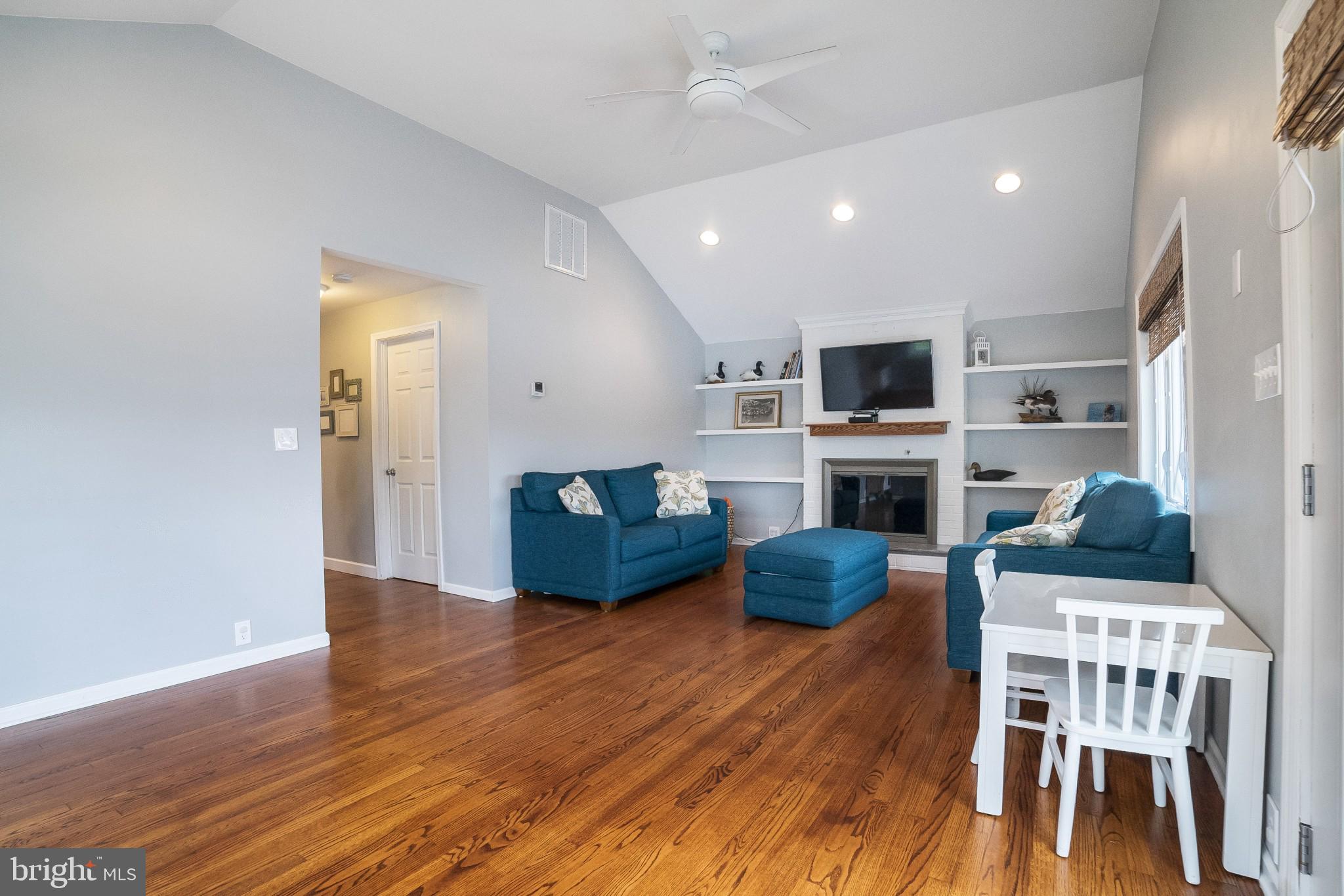 7831 North Cove Road Baltimore, MD 21219 - Photo 9 of 40 Gallery Image 9