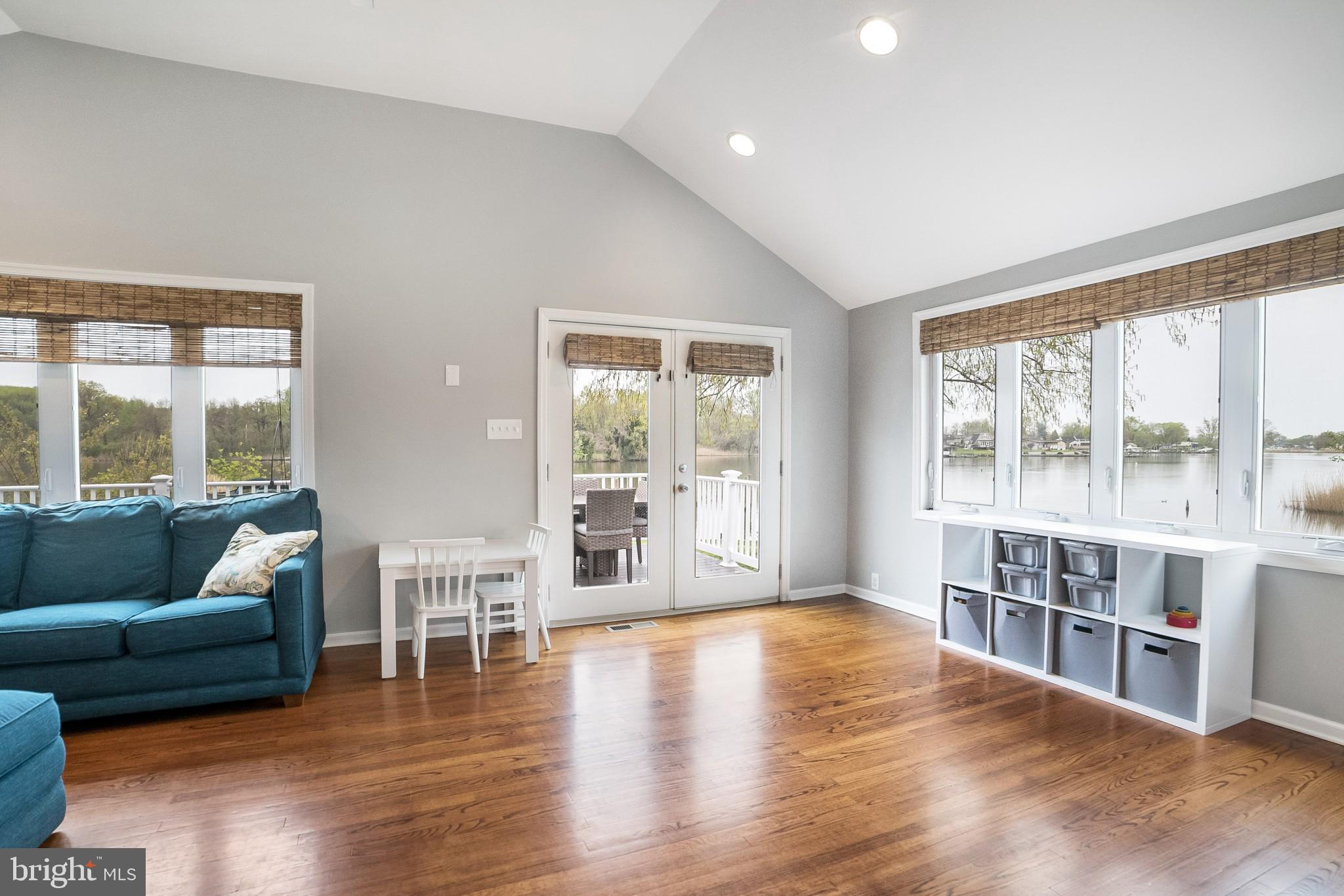 7831 North Cove Road Baltimore, MD 21219 - Photo 10 of 40 Gallery Image 10