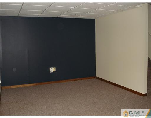 168 Salem Road North Brunswick, NJ 08902 - Photo 17 of 20 a view of an empty room