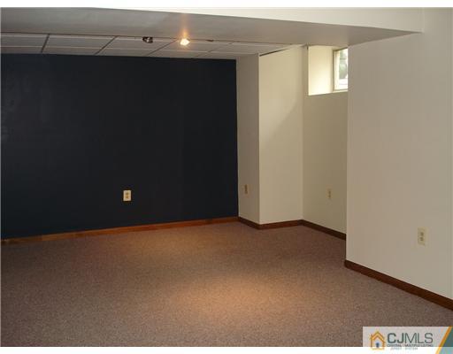 168 Salem Road North Brunswick, NJ 08902 - Photo 18 of 20 a view of an empty room